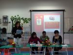Đ/c Đinh Thị Ngọc Hà- Trưởng ban kiểm phiếu hướng dẫn và thực hiện quy trình bỏ phiếu